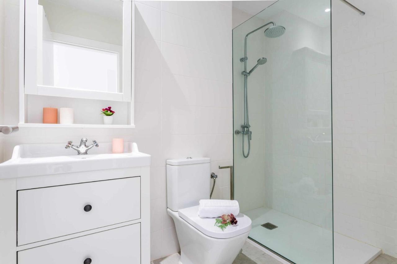 Monterey House Playa Blanca Villa Ngoại thất bức ảnh