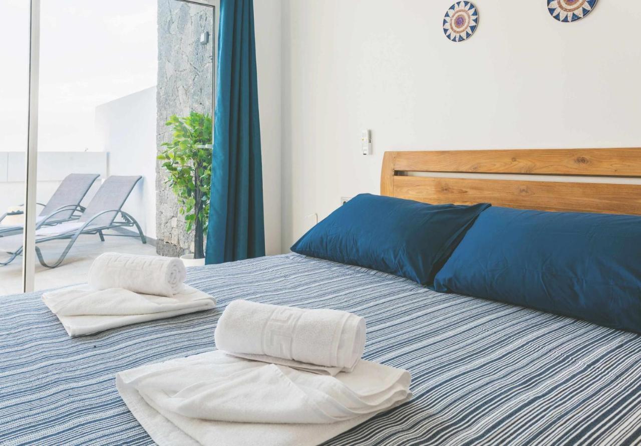 Monterey House Playa Blanca Villa Ngoại thất bức ảnh